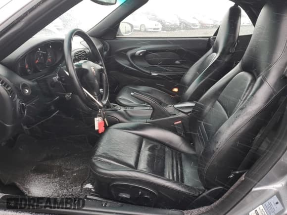 ✅ 2001 Porsche 911 • VIN: WP0CA29971S654488 • Lot: 77332284. Wystawiony na Copart z przebiegiem 93 653 mil. Bezpłatny archiwum sprzedaży aukcyjnych z USA i szczegółowy raport historii pojazdu na DreamBid. Zdjęcie 7.