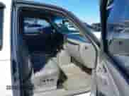 ✅ 2001 Chevrolet Silverado 1500 LT • VIN: 1GCEC19T01Z152616 • Lot: 41454877. Wystawiony na IAAI z przebiegiem 208 347 mil mil. Skorzystaj z bezpłatnego archiwum sprzedaży aukcyjnych z USA i zobacz szczegółowy raport historii pojazdu na DreamBid. Zdjęcie 5.