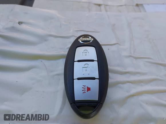 ✅ 2015 Nissan Rogue S • VIN: KNMAT2MT5FP505432 • Lot: 43066579. Listed on IAAI with 119,030 mi. Free auction sales archive from the USA and detailed vehicle history report at DreamBid. Image 11.