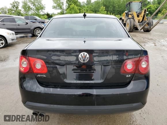 ✅ 2009 Volkswagen Jetta SE • VIN: 3VWRM71K29M010346 • Lot: 55085815. Listed on Copart with 143,976 mi. Free auction sales archive from the USA and detailed vehicle history report at DreamBid. Image 6.