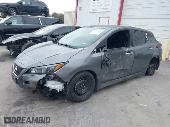 ✅ 2022 Nissan LEAF S • VIN: 1N4AZ1BV2NC557836 • Лот: 42164896. Опубликован ранее на IAAI с пробегом 33 729 миль. Бесплатный доступ к архиву аукционных продаж из США и подробный отчёт об истории автомобиля на DreamBid. Изображение 18.