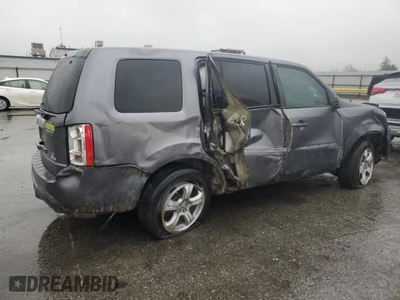 ✅ 2015 Honda Pilot EX-L • VIN: 5FNYF4H52FB021161 • Лот: 93379375. Опубликован ранее на Copart с пробегом Не указан. Бесплатный доступ к архиву аукционных продаж из США и подробный отчёт об истории автомобиля на DreamBid. Изображение 3.