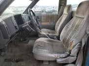 ✅ 1992 Chevrolet S-10 • VIN: 1GCCS14R6N8218748 • Lot: 92470245. Wystawiony na Copart z przebiegiem 237 123 mil. Bezpłatny archiwum sprzedaży aukcyjnych z USA i szczegółowy raport historii pojazdu na DreamBid. Zdjęcie 7.