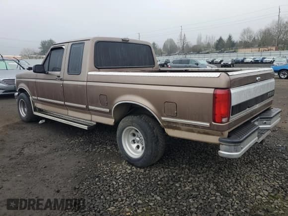 ✅ 1993 Ford F-150 • VIN: 1FTEX15N8PKB33583 • Lot: 89365335. Listed on Copart with Not provided. Free auction sales archive from the USA and detailed vehicle history report at DreamBid. Image 2.