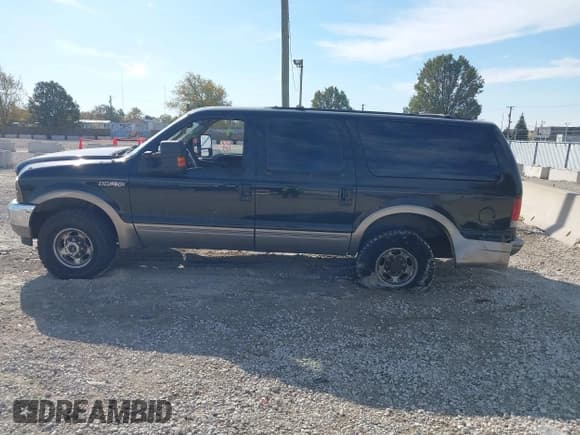 ✅ 2004 Ford Excursion Eddie Bauer • VIN: 1FMNU45S14EC74484 • Лот: 40641522. Опубликован ранее на IAAI с пробегом 298 510 миль. Бесплатный доступ к архиву аукционных продаж из США и подробный отчёт об истории автомобиля на DreamBid. Изображение 14.