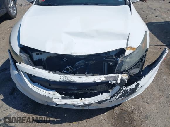 ✅ 2011 Honda Accord EX-L • VIN: 1HGCS2B83BA000840 • Лот: 42238750. Опубликован ранее на IAAI с пробегом 145 430 миль. Бесплатный доступ к архиву аукционных продаж из США и подробный отчёт об истории автомобиля на DreamBid. Изображение 6.