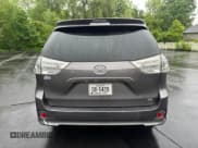 ✅ 2012 Toyota Sienna SE • VIN: 5TDXK3DC5CS181936 • Lot: 58632215. Listed on Copart with 115,295 mi. Free auction sales archive from the USA and detailed vehicle history report at DreamBid. Image 6.