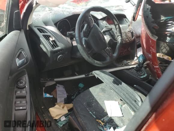 ✅ 2018 Ford Focus SE • VIN: 1FADP3FE8JL249346 • Lot: 82238295. Listed on Copart with Not provided. Free auction sales archive from the USA and detailed vehicle history report at DreamBid. Image 8.