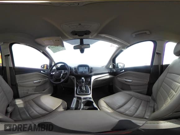 ✅ 2016 Ford C-Max SEL • VIN: 1FADP5CUXGL102011 • Lot: 41935337. Wystawiony na IAAI z przebiegiem 95 279 mil. Bezpłatny archiwum sprzedaży aukcyjnych z USA i szczegółowy raport historii pojazdu na DreamBid. Zdjęcie 18.