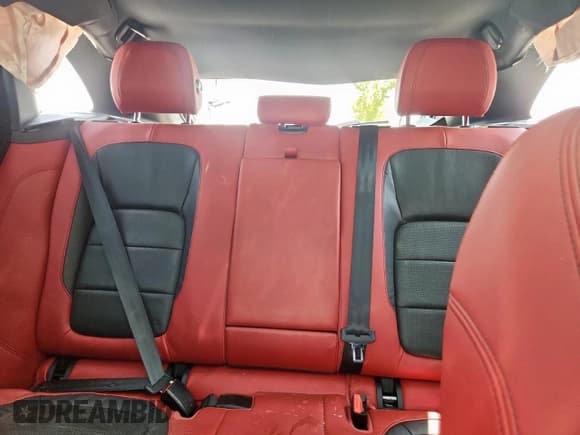 ✅ 2017 Jaguar F-Pace S • VIN: SADCM2BV6HA078637 • Lot: 71932495. Wystawiony na Copart z przebiegiem 92 108 mil. Bezpłatny archiwum sprzedaży aukcyjnych z USA i szczegółowy raport historii pojazdu na DreamBid. Zdjęcie 10.