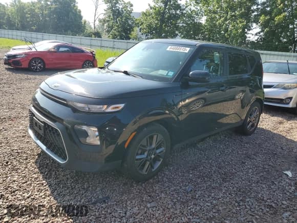 ✅ 2021 Kia Soul X-Line • VIN: KNDJ23AUXM7146243 • Lot: 64888515. Listed on Copart with 69,250 mi. Free auction sales archive from the USA and detailed vehicle history report at DreamBid. Image 1.