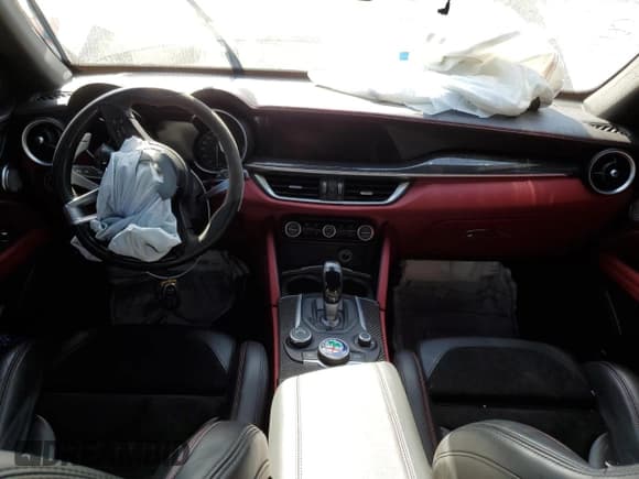 ✅ 2019 Alfa Romeo Stelvio Quadrifoglio • VIN: ZASPAKEV4K7C33831 • Lot: 41834573. Listed on Copart with Not provided. Free auction sales archive from the USA and detailed vehicle history report at DreamBid. Image 8.