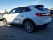 ✅ 2016 Lincoln MKX Reserve • VIN: 2LMTJ8LR2GBL59913 • Lot: 89540225. Listed on Copart with 131,567 mi. Free auction sales archive from the USA and detailed vehicle history report at DreamBid. Image 2.