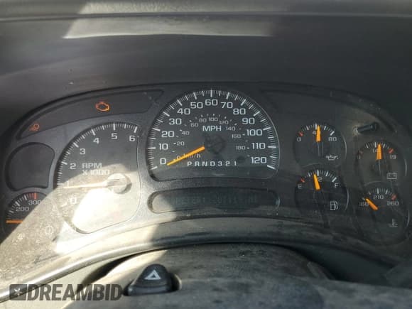 ✅ 2006 Chevrolet Silverado 2500HD Work Truck • VIN: 1GCHK29UX6E129048 • Lot: 71828374. Wystawiony na Copart z przebiegiem 287 119 mil. Bezpłatny archiwum sprzedaży aukcyjnych z USA i szczegółowy raport historii pojazdu na DreamBid. Zdjęcie 9.