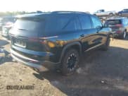 ✅ 2024 Chevrolet Traverse AWD Z71 • VIN: 1GNEVJKS8RJ215829 • Lot: 43407737. Wystawiony na IAAI z przebiegiem 18 354 mil. Bezpłatny archiwum sprzedaży aukcyjnych z USA i szczegółowy raport historii pojazdu na DreamBid. Zdjęcie 4.