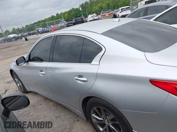 ✅ 2017 Infiniti Q50 Sport • VIN: JN1EV7AP5HM740436 • Lot: 42006467. Wystawiony na IAAI z przebiegiem 98 269 mil. Bezpłatny archiwum sprzedaży aukcyjnych z USA i szczegółowy raport historii pojazdu na DreamBid. Zdjęcie 13.