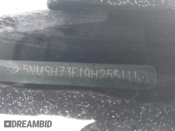 ✅ 2009 Hyundai Santa Fe Limited • VIN: 5NMSH73E19H255111 • Lot: 43827238. Listed on IAAI with 155,159 mi. Free auction sales archive from the USA and detailed vehicle history report at DreamBid. Image 9.