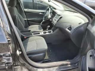 2018 Chevrolet Cruze LS с VIN 1G1BC5SM4J7231563, выставлен на аукционе Copart как лот 53261432 с пробегом 32 174 миль миль и . История ставок и продаж доступна на DreamBid. Изображение 5.