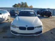 ✅ 2018 BMW 3 Series 330e • VIN: WBA8E1C50JA167548 • Lot: 43592931. Wystawiony na IAAI z przebiegiem 73 721 mil. Bezpłatny archiwum sprzedaży aukcyjnych z USA i szczegółowy raport historii pojazdu na DreamBid. Zdjęcie 12.