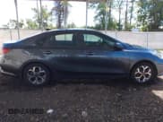 ✅ 2019 Kia Forte LXS • VIN: 3KPF24AD3KE099842 • Лот: 43074965. Опубликован ранее на IAAI с пробегом 122 862 миль. Бесплатный доступ к архиву аукционных продаж из США и подробный отчёт об истории автомобиля на DreamBid. Изображение 13.