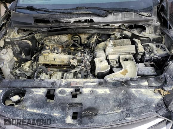 ✅ 2018 Hyundai Santa Fe 2.4L • VIN: 5NMZUDLB1JH082841 • Лот: 44533394. Опубликован ранее на Copart с пробегом 84 915 миль. Бесплатный доступ к архиву аукционных продаж из США и подробный отчёт об истории автомобиля на DreamBid. Изображение 12.