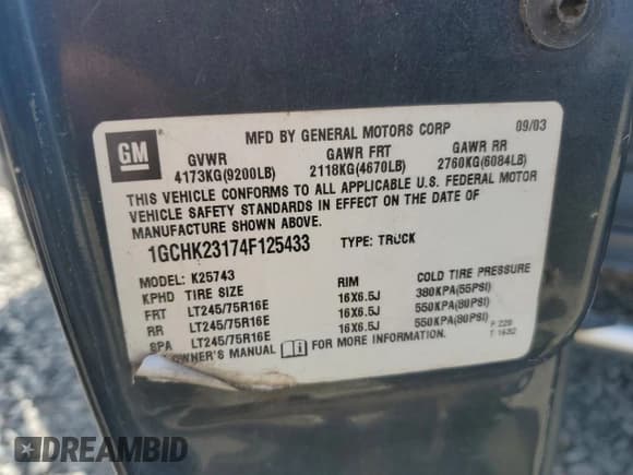 ✅ 2004 Chevrolet Silverado 2500HD LS • VIN: 1GCHK23174F125433 • Lot: 73952554. Wystawiony na Copart z przebiegiem 219 073 mil. Bezpłatny archiwum sprzedaży aukcyjnych z USA i szczegółowy raport historii pojazdu na DreamBid. Zdjęcie 12.
