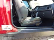 ✅ 2008 MINI Convertible • VIN: WMWRF33518TG18288 • Lot: 43515441. Wystawiony na IAAI z przebiegiem 125 759 mil. Bezpłatny archiwum sprzedaży aukcyjnych z USA i szczegółowy raport historii pojazdu na DreamBid. Zdjęcie 6.