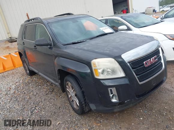✅ 2010 GMC Terrain SLE-2 • VIN: 2CTALDEW0A6268012 • Lot: 43268590. Listed on IAAI with 164,937 mi. Free auction sales archive from the USA and detailed vehicle history report at DreamBid. Image 1.