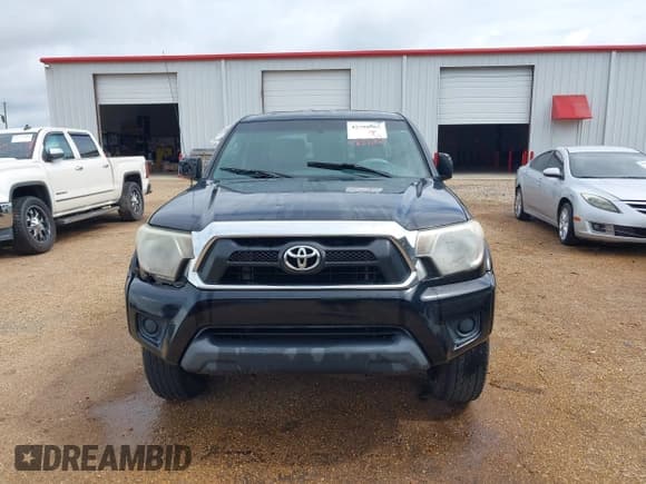 ✅ 2013 Toyota Tacoma PreRunner • VIN: 5TFJX4GN2DX014584 • Lot: 42706965. Wystawiony na IAAI z przebiegiem 385 164 mil. Bezpłatny archiwum sprzedaży aukcyjnych z USA i szczegółowy raport historii pojazdu na DreamBid. Zdjęcie 12.