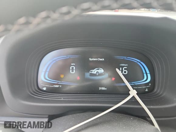 ✅ 2025 Hyundai Venue Limited • VIN: KMHRC8A36SU370396 • Lot: 91617215. Listed on Copart with 3,150 mi. Free auction sales archive from the USA and detailed vehicle history report at DreamBid. Image 9.