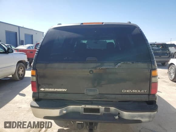 ✅ 2004 Chevrolet Suburban LT • VIN: 1GNEC16ZX4J237711 • Лот: 48669395. Опубликован ранее на Copart с пробегом 256 433 миль. Бесплатный доступ к архиву аукционных продаж из США и подробный отчёт об истории автомобиля на DreamBid. Изображение 6.