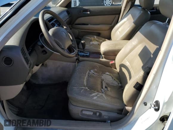 ✅ 1995 Lexus LS 400 • VIN: JT8UF22E7S0008375 • Лот: 64882015. Опубликован ранее на Copart с пробегом Не указан. Бесплатный доступ к архиву аукционных продаж из США и подробный отчёт об истории автомобиля на DreamBid. Изображение 7.