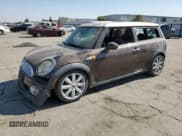 ✅ 2008 MINI Clubman • VIN: WMWML33508TJ46178 • Lot: 68038465. Listed on Copart with 162,812 mi. Free auction sales archive from the USA and detailed vehicle history report at DreamBid. Image 1.