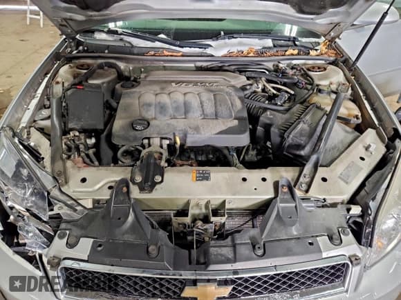 ✅ 2014 Chevrolet Impala LTZ • VIN: 2G1WC5E31E1109878 • Lot: 93926845. Listed on Copart with 125,786 mi. Free auction sales archive from the USA and detailed vehicle history report at DreamBid. Image 11.