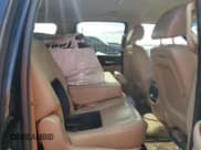 ✅ 2008 Chevrolet Suburban LTZ • VIN: 3GNFC16068G106370 • Лот: 92031135. Опубликован ранее на Copart с пробегом 233 650 миль. Бесплатный доступ к архиву аукционных продаж из США и подробный отчёт об истории автомобиля на DreamBid. Изображение 10.