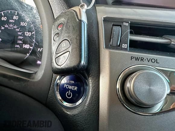 ✅ 2014 Lexus RX 450h • VIN: JTJBC1BA0E2068092 • Lot: 92743165. Wystawiony na Copart z przebiegiem 213 784 mil. Bezpłatny archiwum sprzedaży aukcyjnych z USA i szczegółowy raport historii pojazdu na DreamBid. Zdjęcie 15.