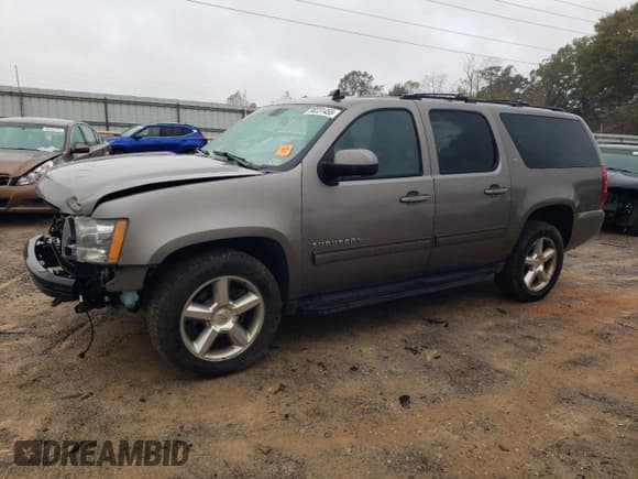 ✅ 2012 Chevrolet Suburban LT • VIN: 1GNSKJE72CR154344 • Lot: 90231455. Listed on Copart with 387,725 mi. Free auction sales archive from the USA and detailed vehicle history report at DreamBid. Image 1.