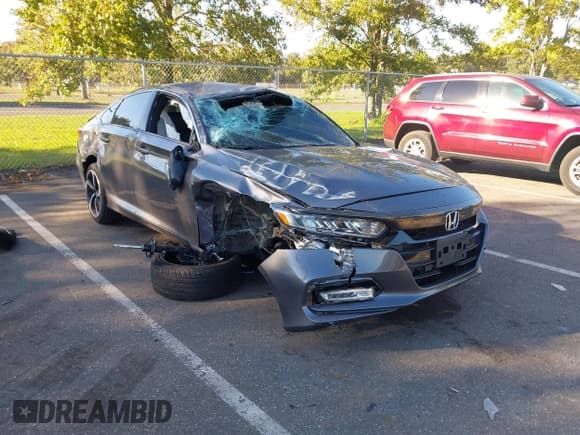 ✅ 2020 Honda Accord Sport • VIN: 1HGCV1F37LA046429 • Lot: 43341268. Wystawiony na IAAI z przebiegiem 63 115 mil. Bezpłatny archiwum sprzedaży aukcyjnych z USA i szczegółowy raport historii pojazdu na DreamBid. Zdjęcie 1.