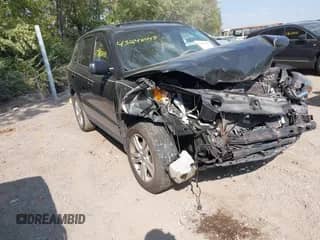 2010 Hyundai Santa Fe GLS z VIN 5NMSG3AB8AH416255, wystawiony jako IAAI lot #43248249 z przebiegiem 228 484 mil mil oraz . Historia ofert i sprzedaży dostępna na DreamBid. Obrazek 1.