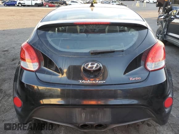 ✅ 2016 Hyundai Veloster Turbo • VIN: KMHTC6AE0GU291311 • Lot: 80778964. Wystawiony na Copart z przebiegiem 70 810 mil. Bezpłatny archiwum sprzedaży aukcyjnych z USA i szczegółowy raport historii pojazdu na DreamBid. Zdjęcie 6.