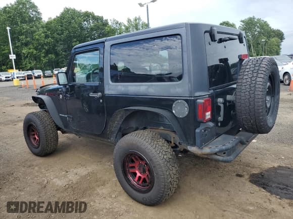 ✅ 2009 Jeep Wrangler X • VIN: 1J4FA24159L743572 • Лот: 63623425. Опубликован ранее на Copart с пробегом 138 964 миль. Бесплатный доступ к архиву аукционных продаж из США и подробный отчёт об истории автомобиля на DreamBid. Изображение 2.
