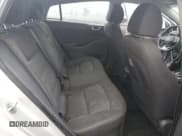 ✅ 2017 Hyundai Ioniq Blue • VIN: KMHC65LC4HU055890 • Lot: 84916004. Wystawiony na Copart z przebiegiem Nie podano. Bezpłatny archiwum sprzedaży aukcyjnych z USA i szczegółowy raport historii pojazdu na DreamBid. Zdjęcie 10.