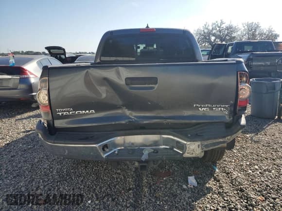 ✅ 2015 Toyota Tacoma PreRunner • VIN: 5TFJU4GN4FX066875 • Lot: 82681945. Listed on Copart with 187,161 mi. Free auction sales archive from the USA and detailed vehicle history report at DreamBid. Image 6.