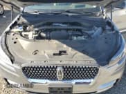 ✅ 2022 Lincoln Aviator Reserve • VIN: 5LM5J7WCXNGL08068 • Лот: 56346605. Опубликован ранее на Copart с пробегом 62 000 миль. Бесплатный доступ к архиву аукционных продаж из США и подробный отчёт об истории автомобиля на DreamBid. Изображение 12.