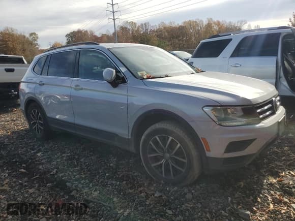 ✅ 2019 Volkswagen Tiguan SE • VIN: 3VV3B7AX5KM034271 • Lot: 86697495. Wystawiony na Copart z przebiegiem 67 056 mil. Bezpłatny archiwum sprzedaży aukcyjnych z USA i szczegółowy raport historii pojazdu na DreamBid. Zdjęcie 4.
