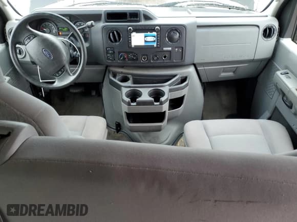 ✅ 2012 Ford Econoline Passenger XL • VIN: 1FBSS3BL7CDA98585 • Лот: 67420515. Опубликован ранее на Copart с пробегом 179 286 миль. Бесплатный доступ к архиву аукционных продаж из США и подробный отчёт об истории автомобиля на DreamBid. Изображение 8.