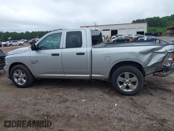 ✅ 2019 Ram 1500 Tradesman • VIN: 1C6RR6FG1KS520999 • Lot: 42903507. Listed on IAAI with 92,331 mi. Free auction sales archive from the USA and detailed vehicle history report at DreamBid. Image 14.