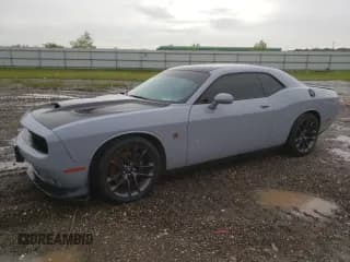 ✅ 2020 Dodge Challenger R/T Scat Pack • VIN: 2C3CDZFJ3LH226947 • Lot: 57399184. Wystawiony na Copart z przebiegiem 29 350 mil. Bezpłatny archiwum sprzedaży aukcyjnych z USA i szczegółowy raport historii pojazdu na DreamBid. Zdjęcie 1.