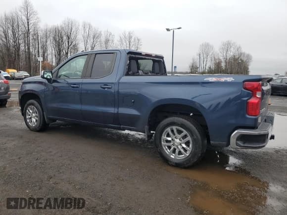 ✅ 2021 Chevrolet Silverado 1500 LT • VIN: 1GCRYJEK0MZ342369 • Lot: 49376945. Wystawiony na Copart z przebiegiem 33 851 mil. Bezpłatny archiwum sprzedaży aukcyjnych z USA i szczegółowy raport historii pojazdu na DreamBid. Zdjęcie 2.
