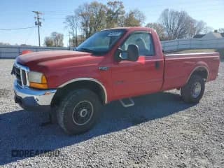 ✅ 2000 Ford F-250 XL • VIN: 1FTNF21F3YEB90135 • Lot: 83629824. Listed on Copart with 224,902 mi. Free auction sales archive from the USA and detailed vehicle history report at DreamBid. Image 1.